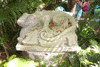 statue